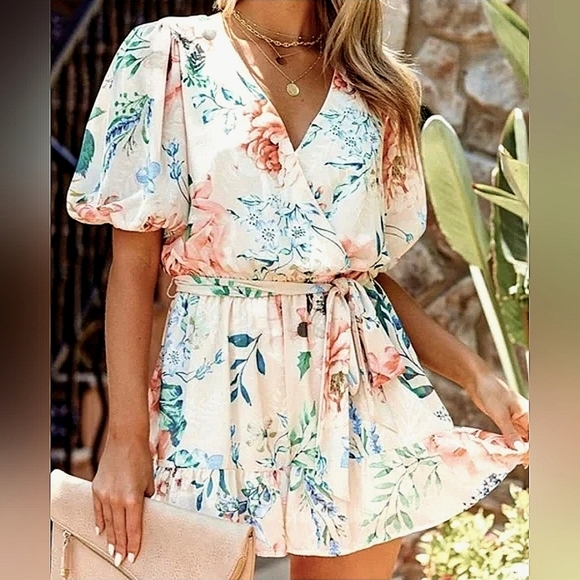 FLYING TOMATO SIZE M FLORAL SHORT ROMPER FLOUNCE RUFFLE SPEING SUMME… - Picture 1 of 15